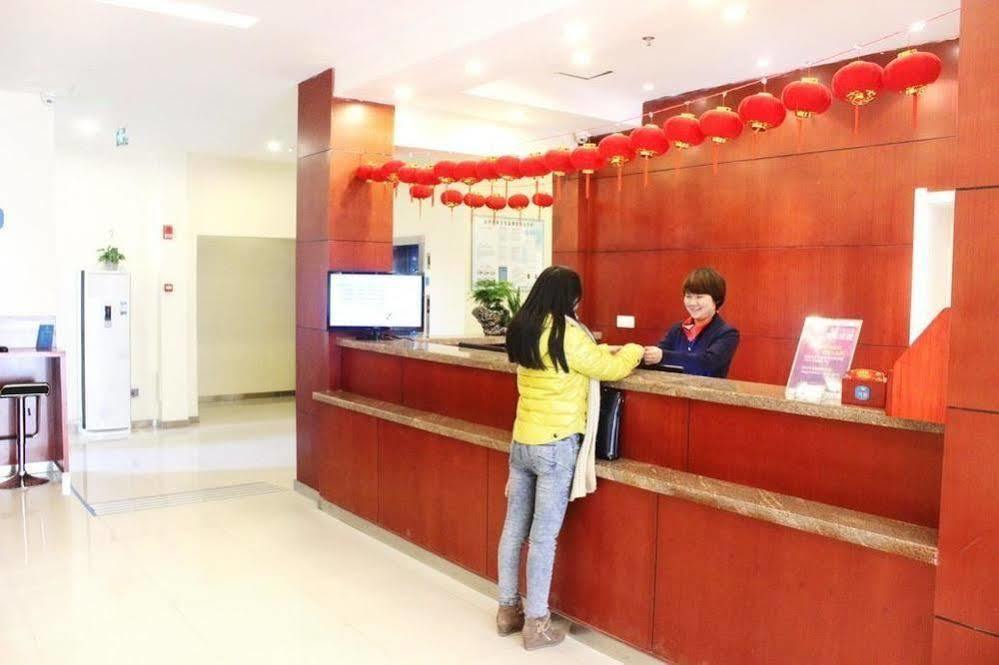 Hanting Hotel Yibin Zhongshan Street Eksteriør billede