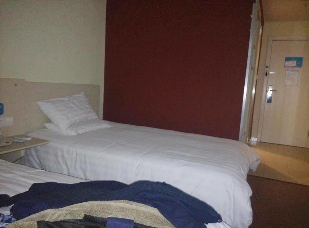 Hanting Hotel Yibin Zhongshan Street Eksteriør billede