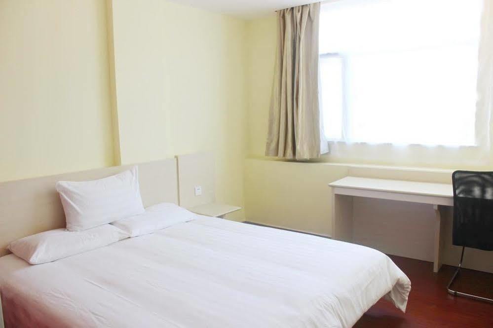 Hanting Hotel Yibin Zhongshan Street Eksteriør billede